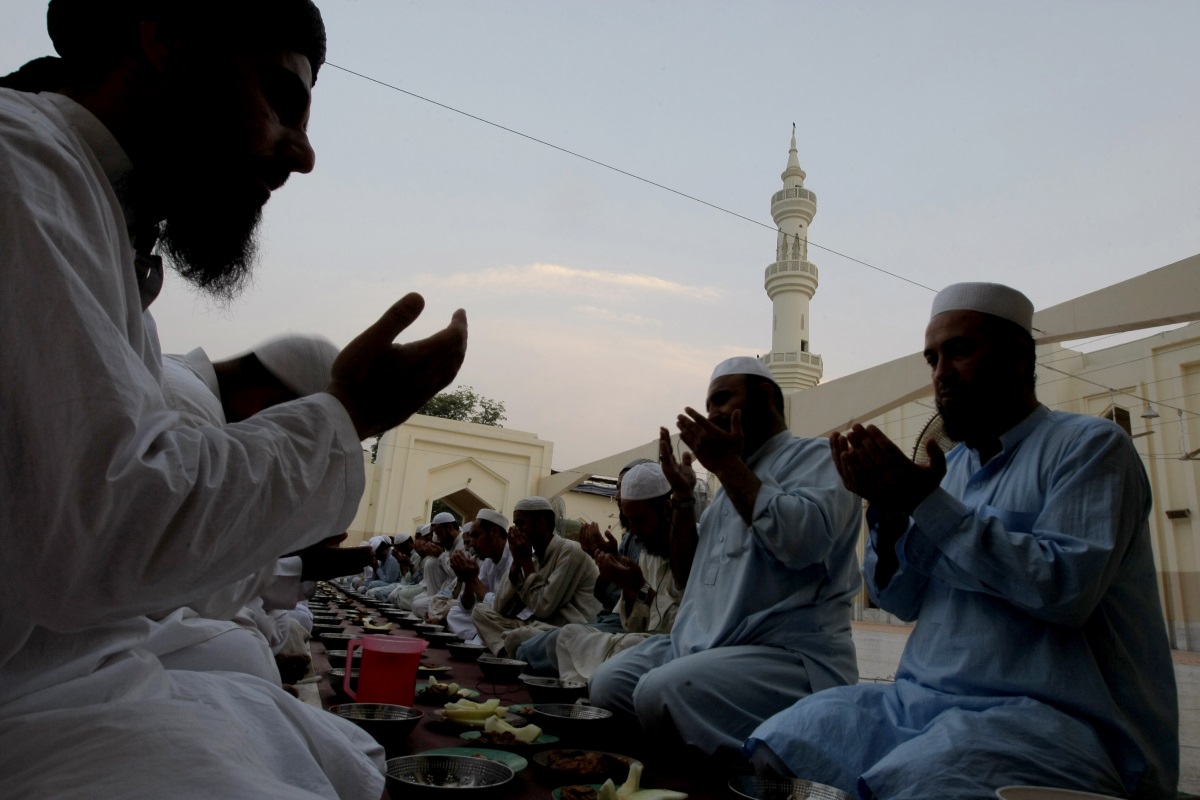 gastritis patients fast during ramadan