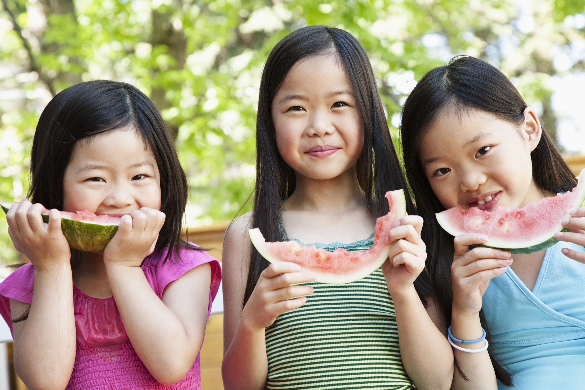 how to make kids eat more fruits