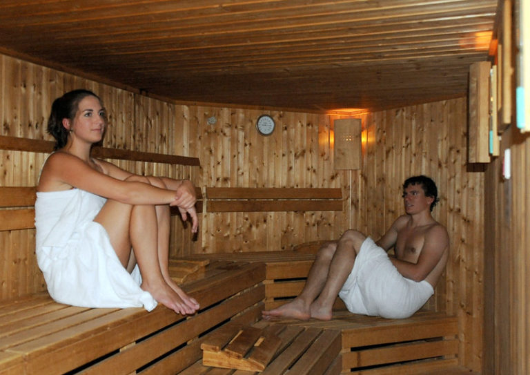 Is Sauna Good for you? Health Benefits, Risks and Precautions