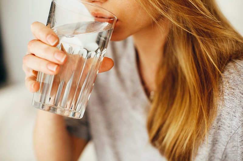 COVID-19 spread - drink water healthy COVID-19 coronavirus