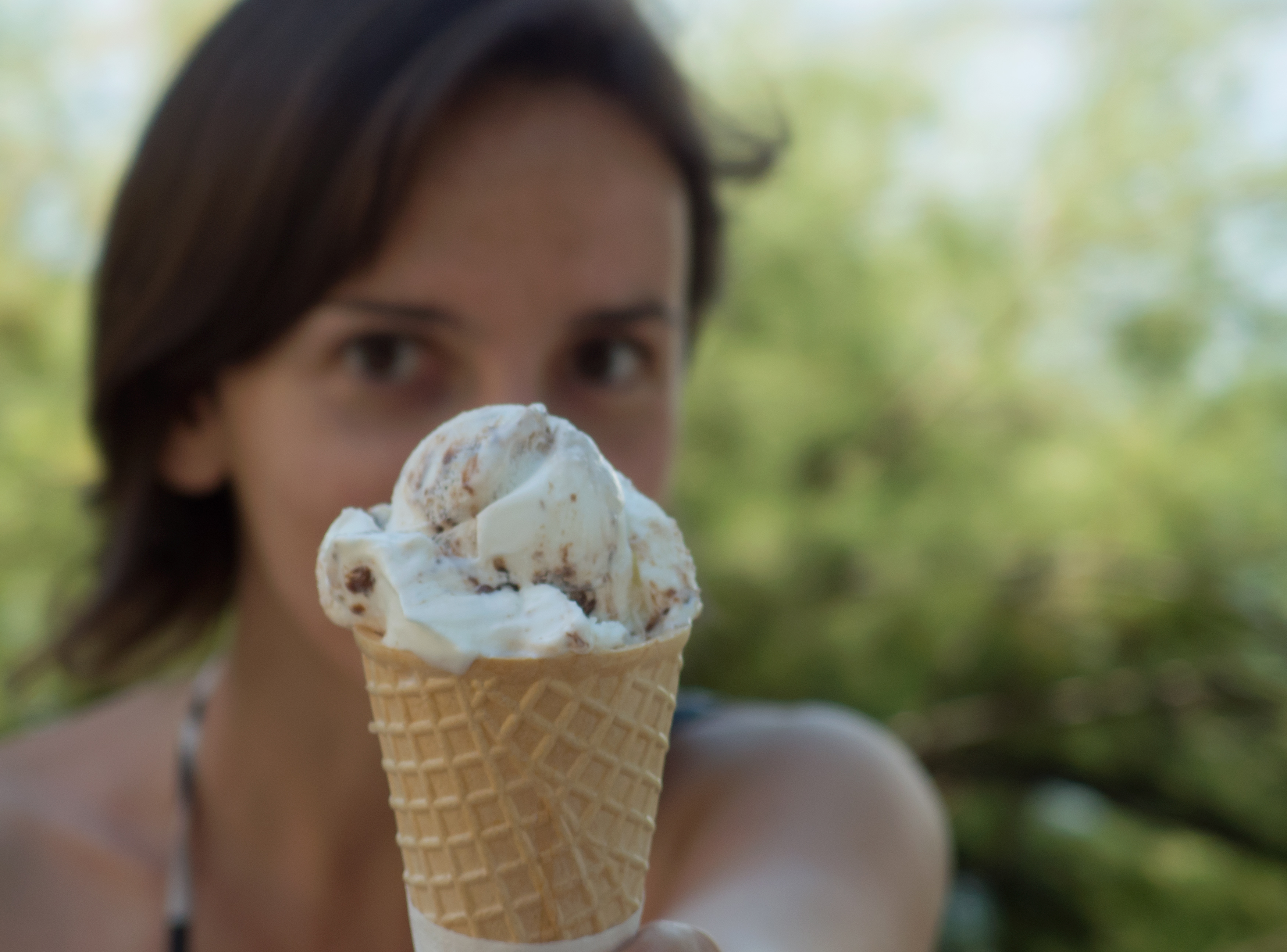 Ice cream or cold foods causing teeth sensitivity